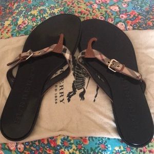 Burberry sandals